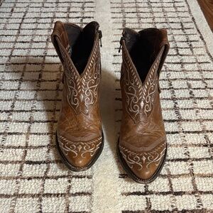 Old Gringo Tan Embroidered Ankle Boots